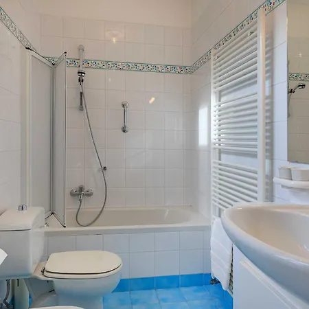 Вилла Sunny With Pool & Views! Poggio Al