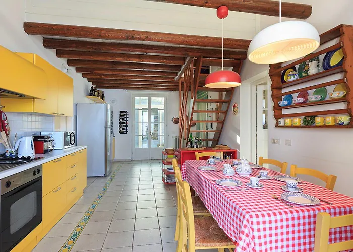 Sunny With Pool & Views! Poggio Al * Brisino