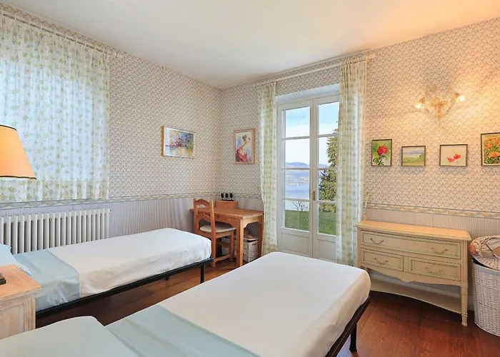 Sunny With Pool & Views! Poggio Al